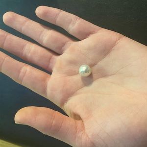 🤍🌊AUTHENTIC UNMODIFIED INTACT AKOYA PEARL🌊🤍